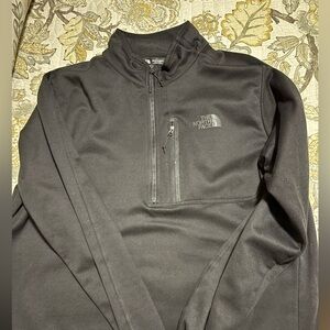 Men’s  North Face Black Quarter-Zip Pullover never worn